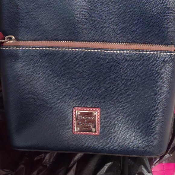 Dooney and Bourke Shoulder Bag - Picture 3 of 9
